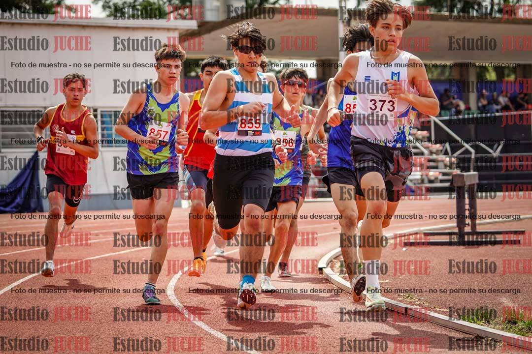 Fotos de los 600 m llanos de varones