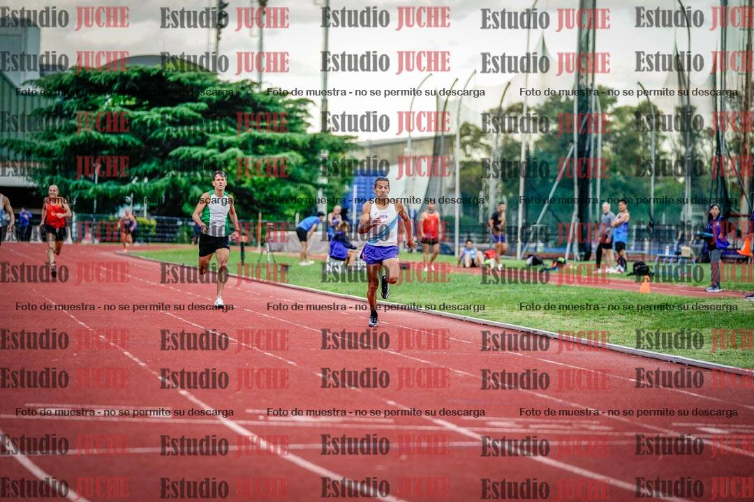 Fotos de los 400 m llanos de varones