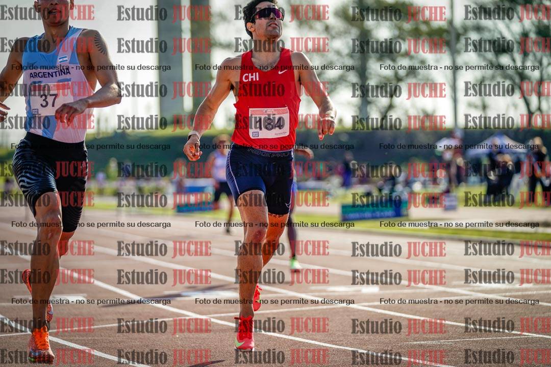 Fotos de los 400 m con vallas de varones