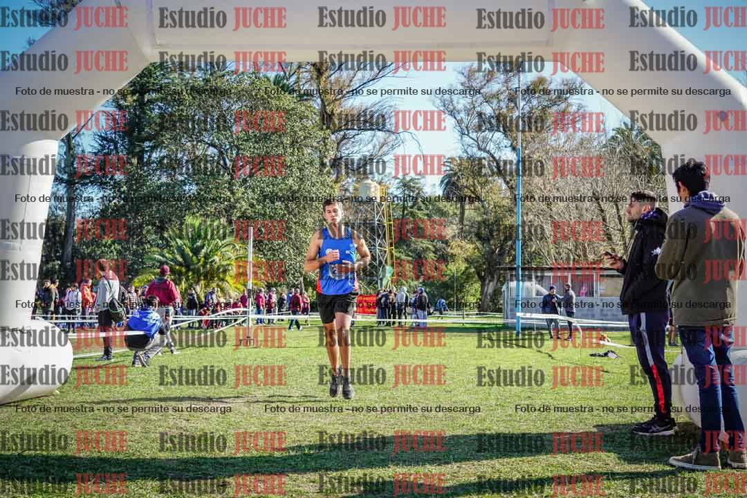 Fotos de la llegada del cross de 6000 m