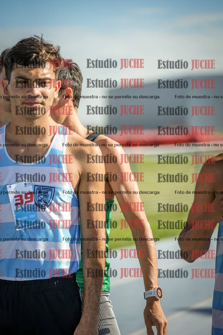 Fotos de los 1500 m llanos de varones