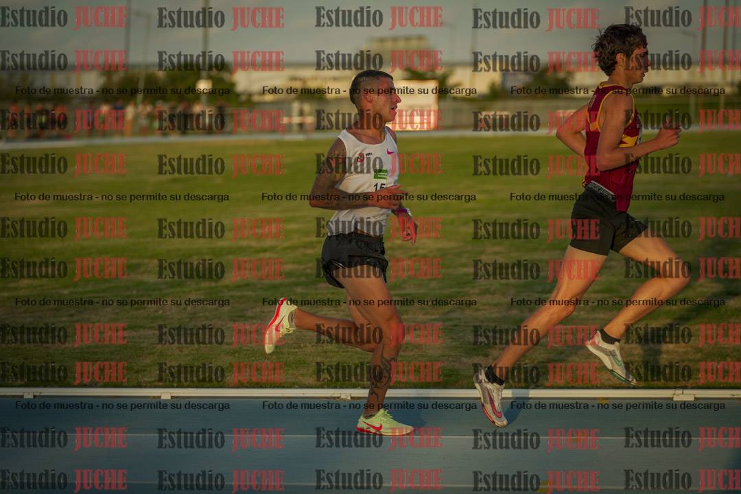 Fotos de los 3000 m llanos de varones