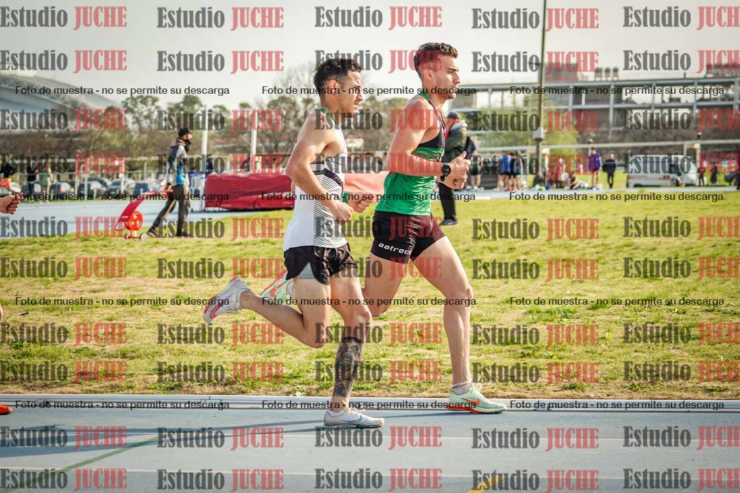 Fotos de los 3000 m llanos de varones