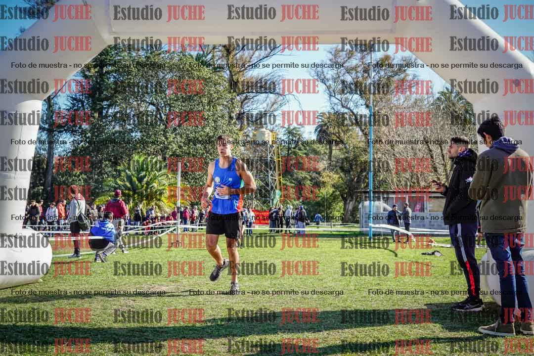 Fotos de la llegada del cross de 6000 m