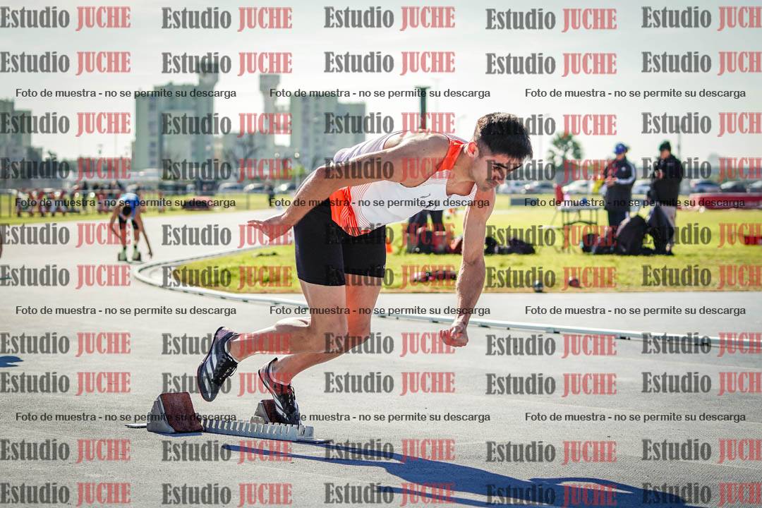 Fotos de los 400 m llanos de varones