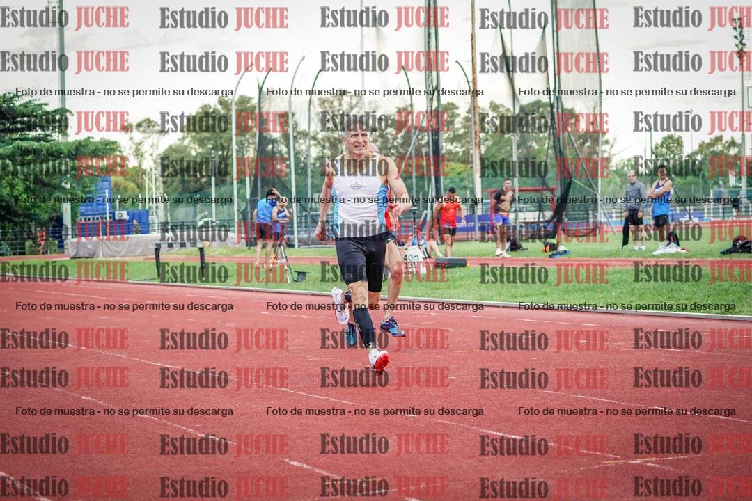 Fotos de los 400 m llanos de varones