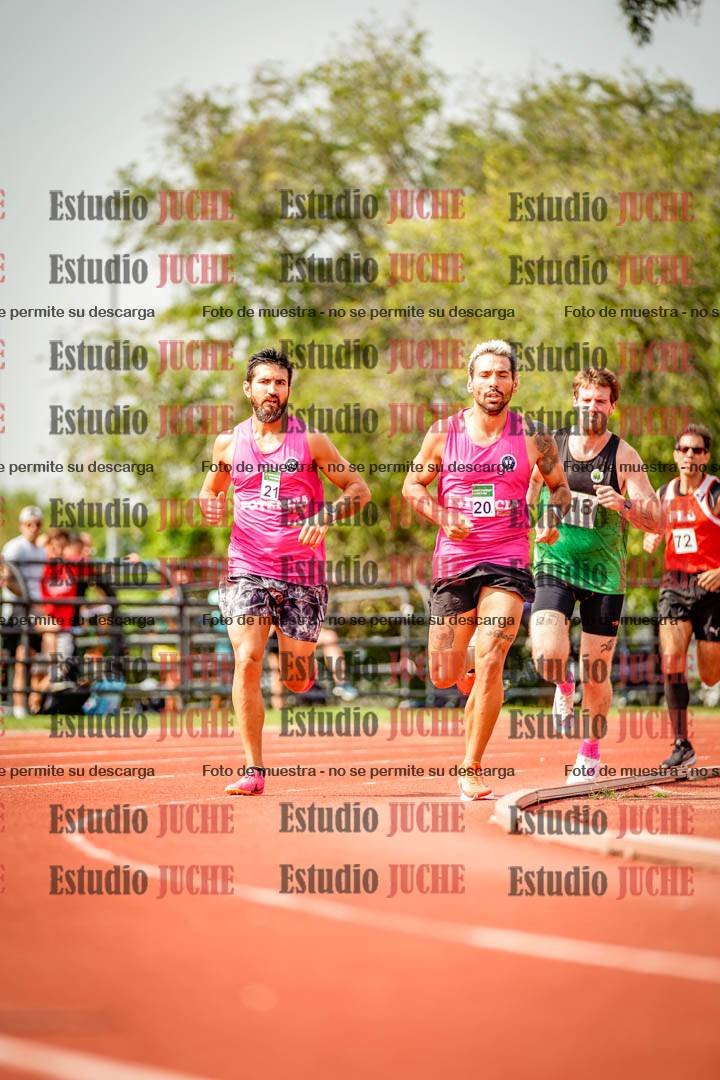 Fotos de los 3000 m llanos de varones
