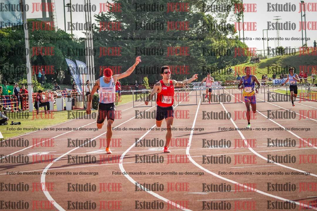 Fotos de los 400 m con vallas de varones