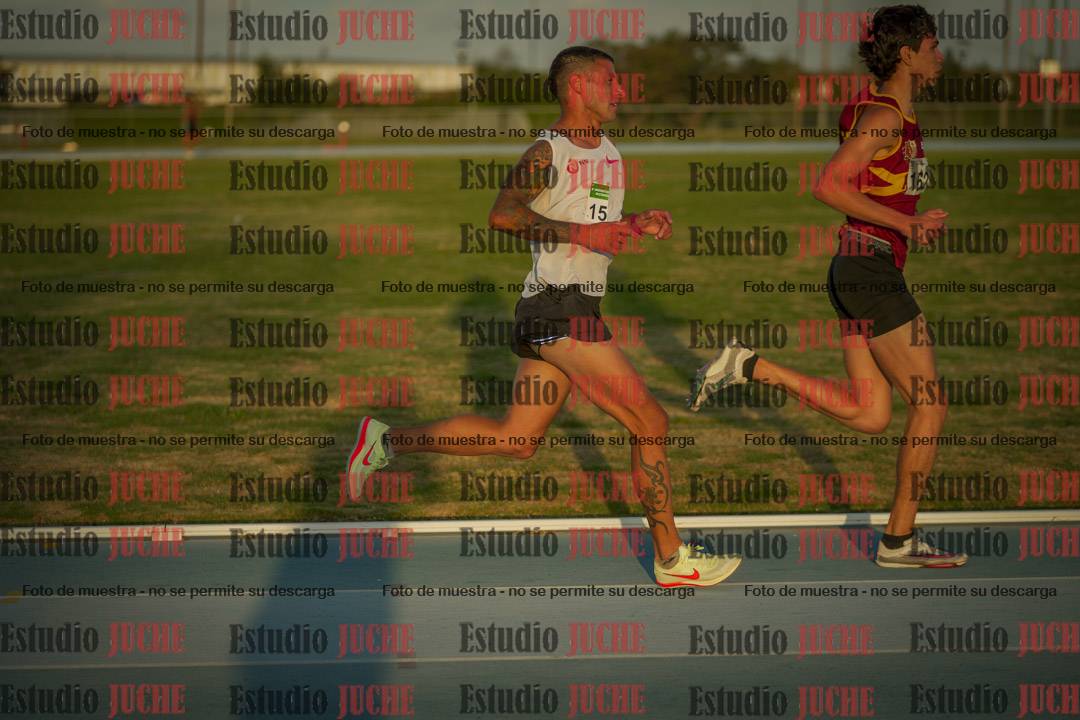 Fotos de los 3000 m llanos de varones