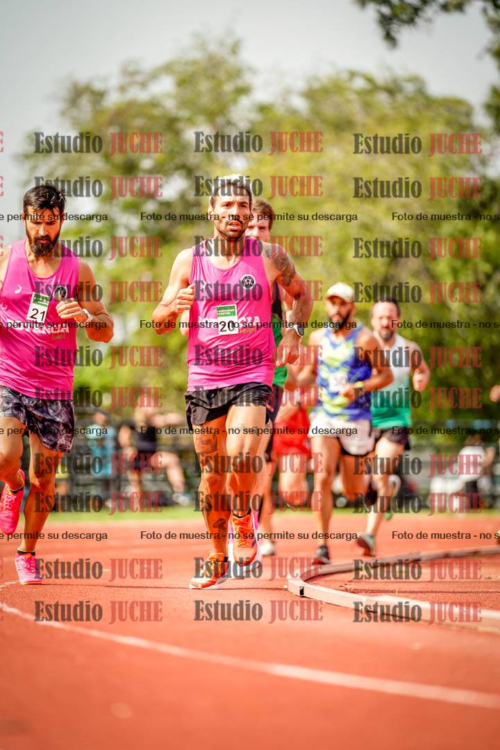 Fotos de los 3000 m llanos de varones