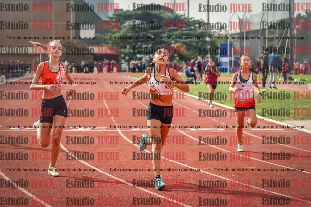 Fotos de los 150 m llanos de mujeres