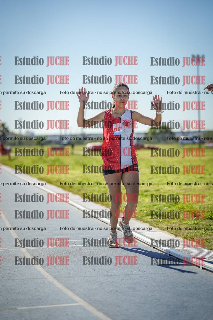 Fotos de los 5000 m llanos de mujeres y varones
