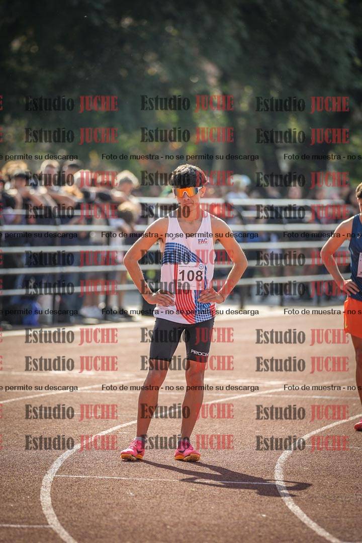 Fotos de los 800 m llanos de varones