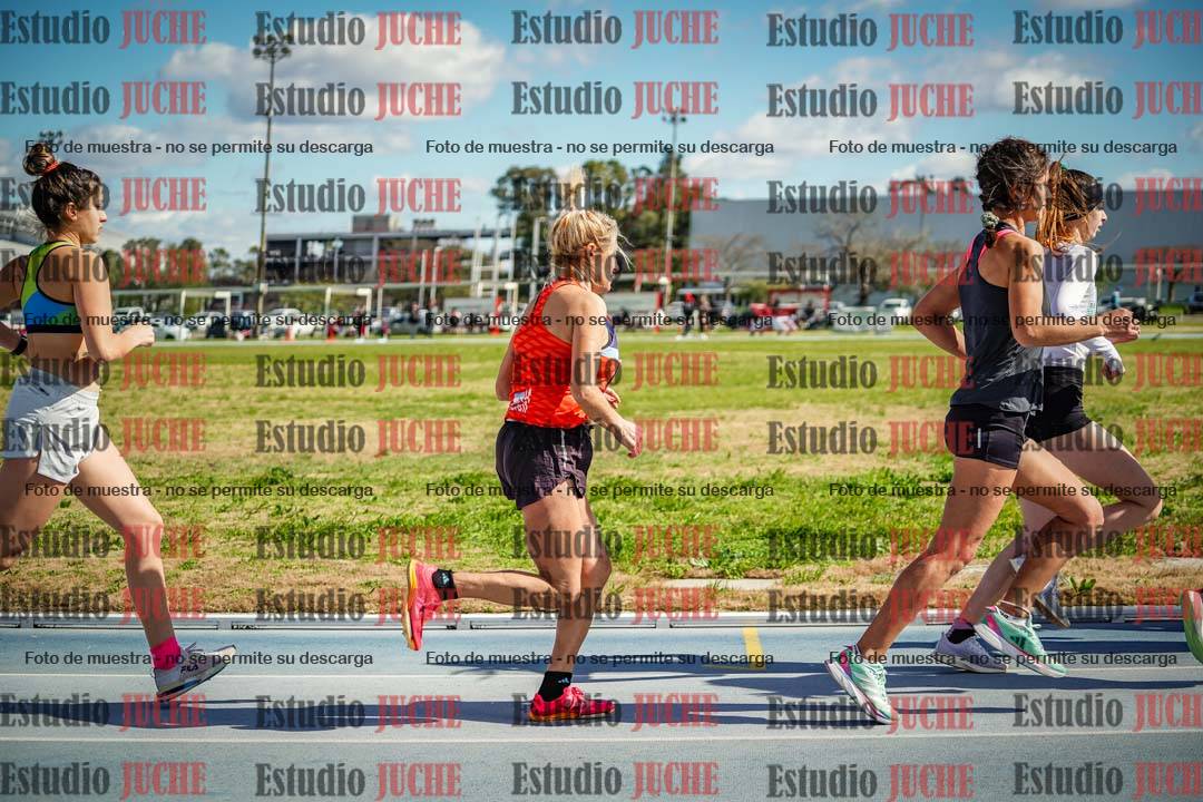 Fotos de los 5000 m llanos de mujeres