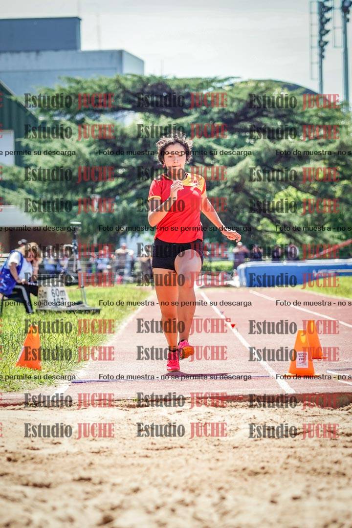 Fotos del salto en largo de mujeres