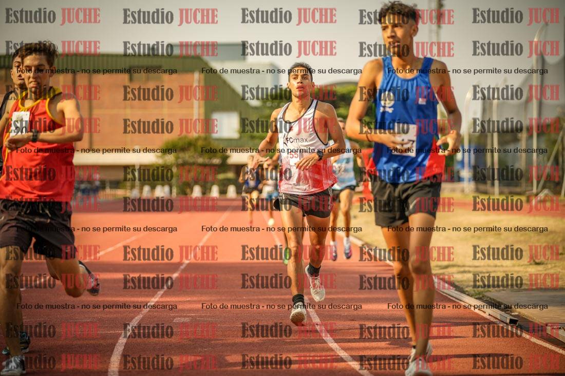 Fotos de los 1500 m llanos de varones