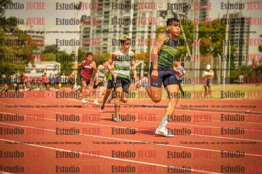 Fotos de los 200 m llanos de varones
