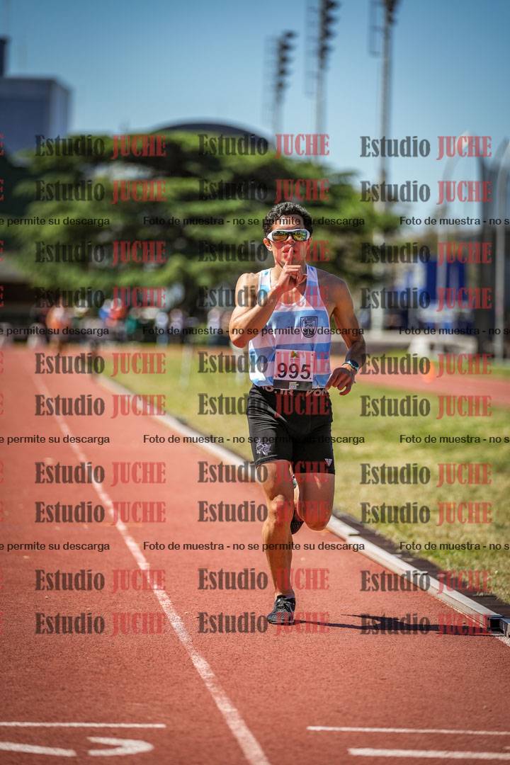 Fotos de los 3000 m con obstáculos de varones