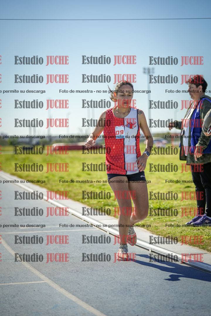 Fotos de los 5000 m llanos de mujeres y varones