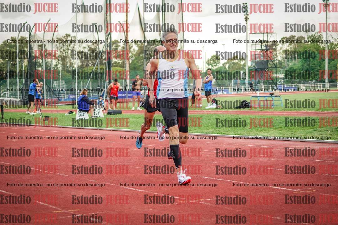 Fotos de los 400 m llanos de varones