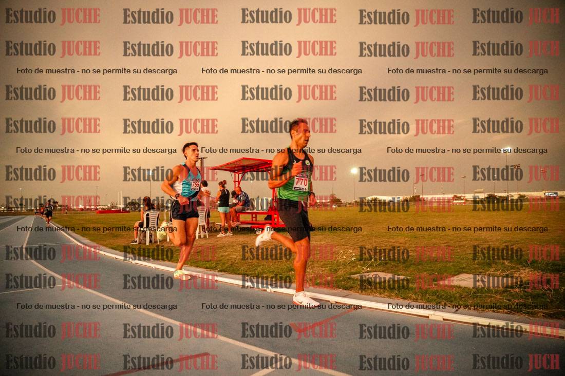 Fotos de los 3000 m llanos de varones