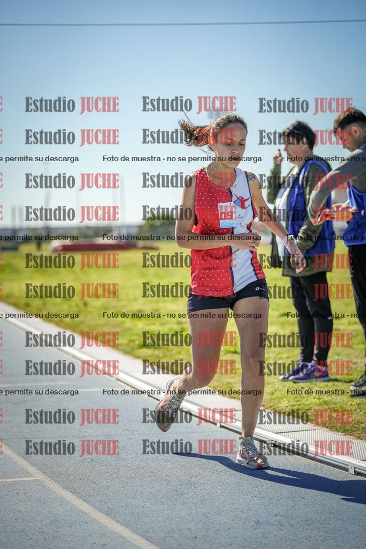 Fotos de los 5000 m llanos de mujeres y varones