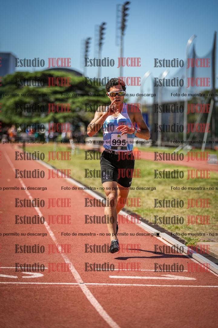 Fotos de los 3000 m con obstáculos de varones