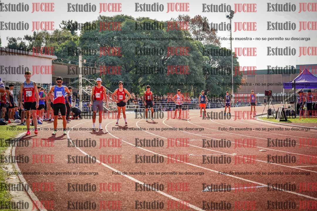 Fotos de los 800 m llanos de varones