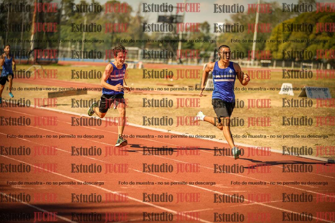 Fotos de los 200 m llanos de varones