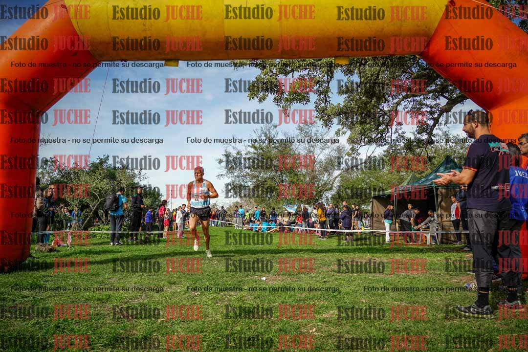 Fotos de la llegada del cross de 1500 m