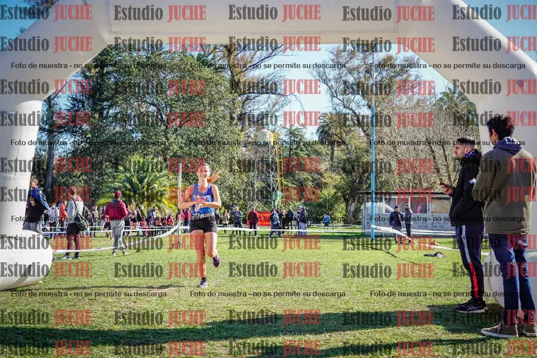 Fotos de la llegada del cross de 6000 m