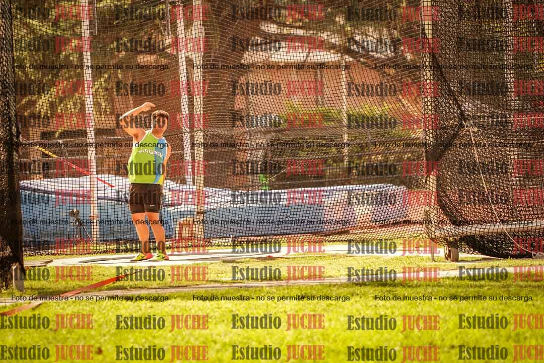Fotos del lanzamiento de martillo de varones