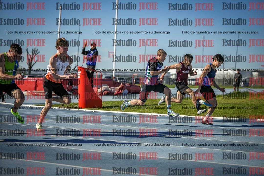 Fotos de los 100 m llanos de varones