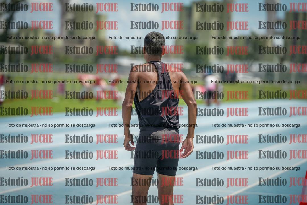 Fotos durante el transcurso de los relevos 20' para running teams - serie 2