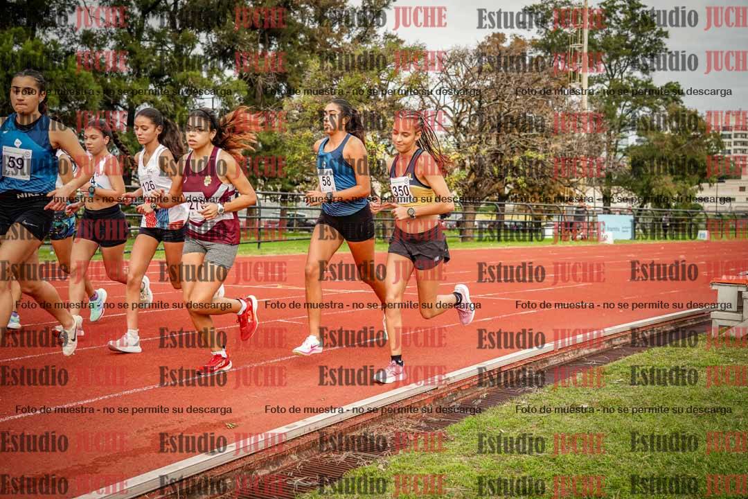 Fotos de los 5000 m llanos de mujeres