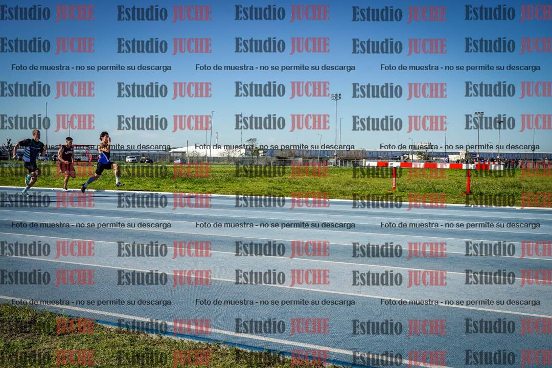 Fotos de los 100 m llanos de varones