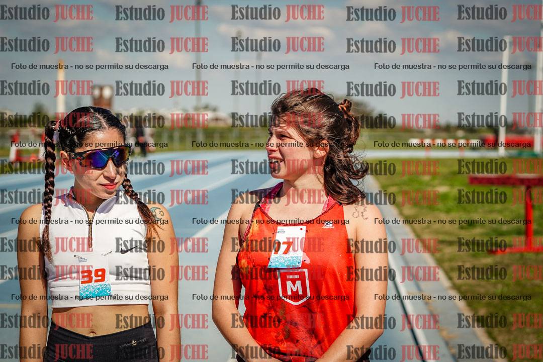 Fotos de los 5000 m llanos de mujeres y varones