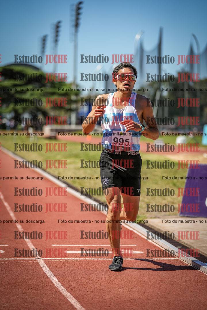 Fotos de los 3000 m con obstáculos de varones