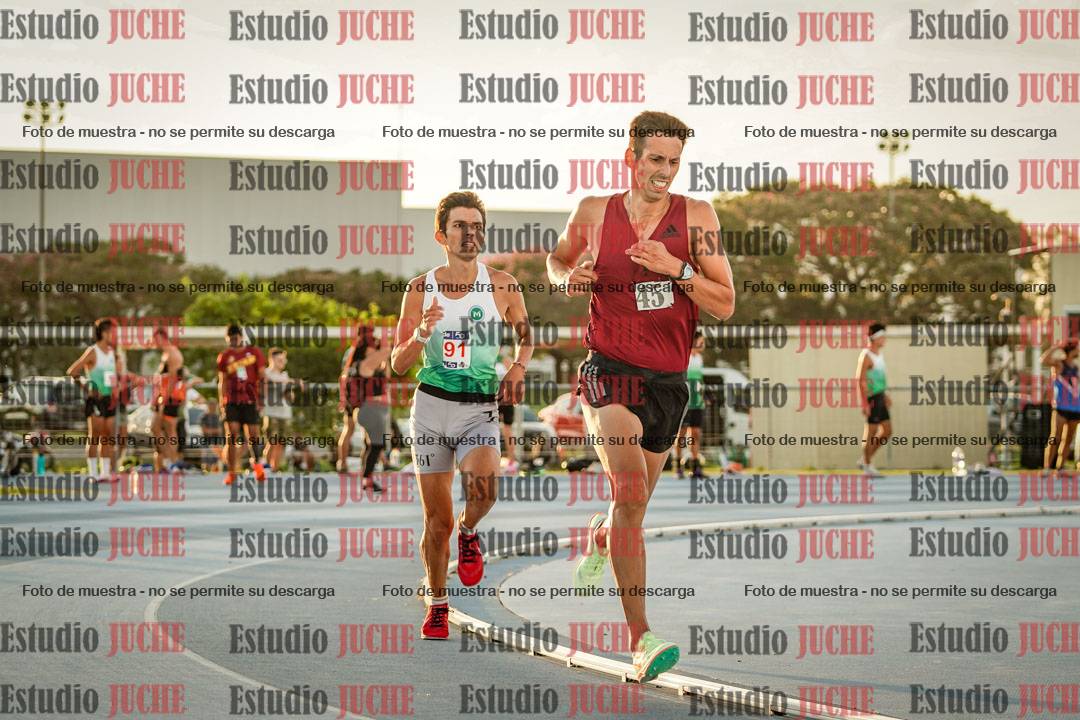 Fotos de los 3000 m llanos de varones