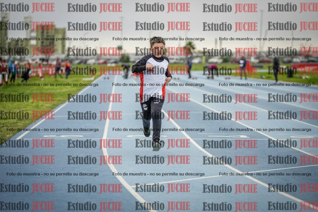 Fotos de los 50 m llanos de varones - U12