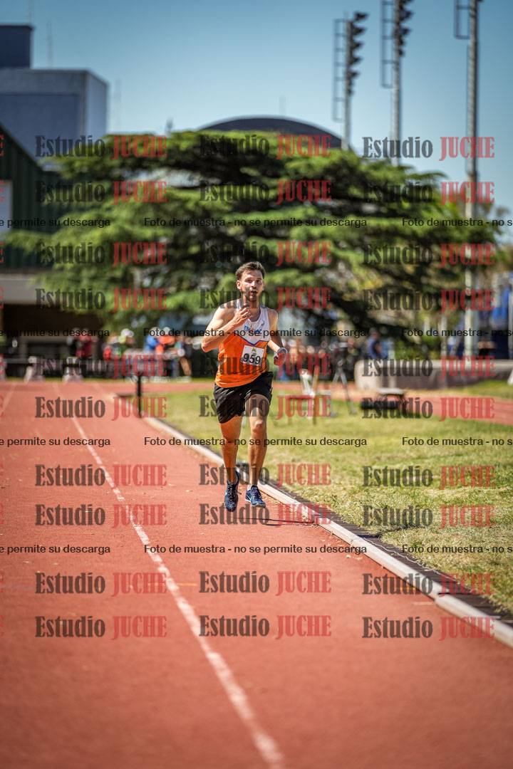 Fotos de los 3000 m con obstáculos de varones