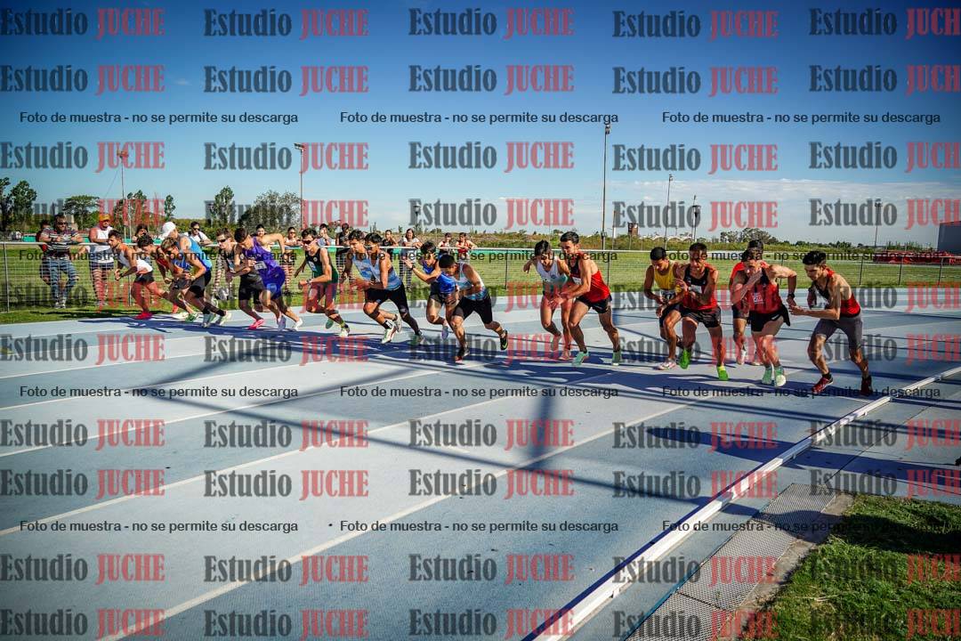 Fotos de los 1500 m llanos de varones