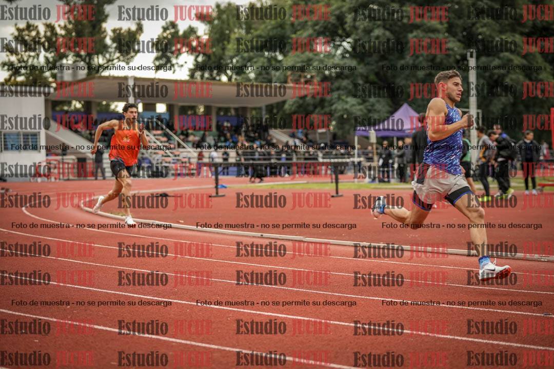 Fotos de los 400 m llanos de varones