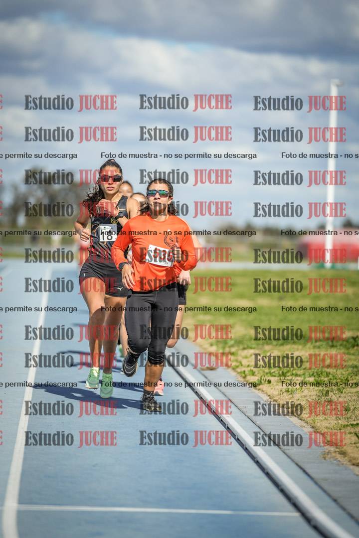 Fotos de los 5000 m llanos de mujeres
