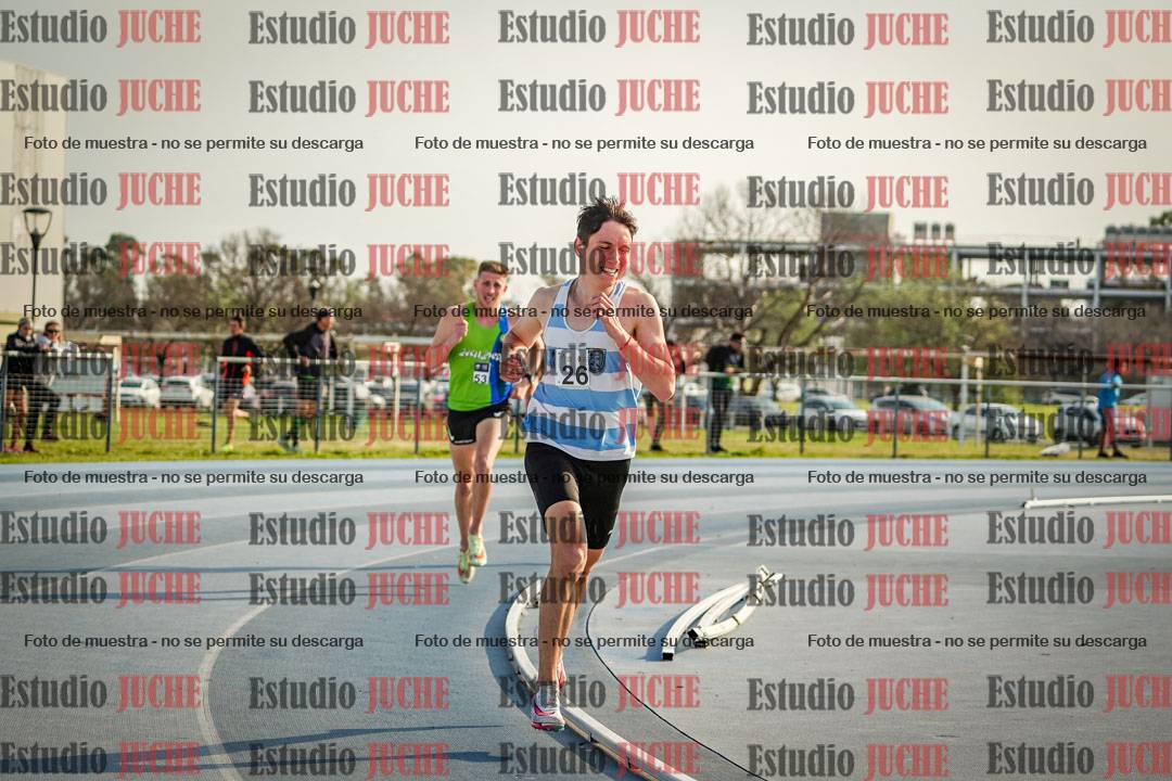 Fotos de los 3000 m llanos de varones