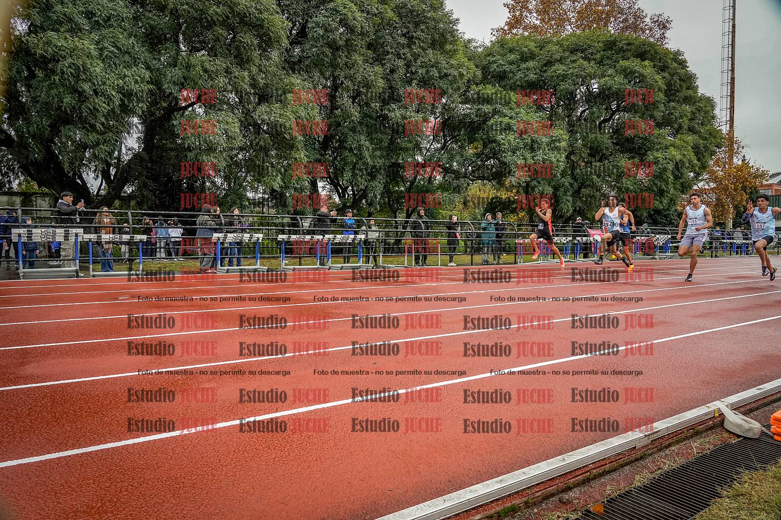 Fotos de los 100 m llanos de varones - decatlón 1