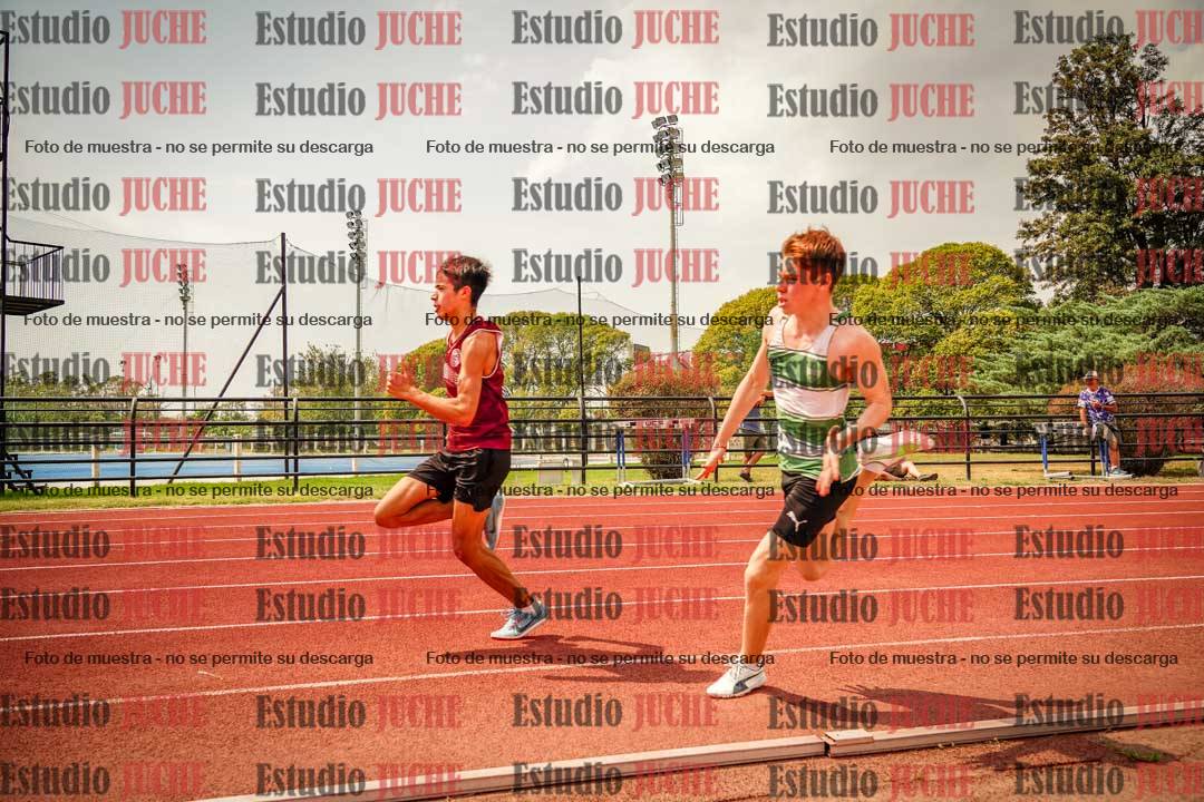 Fotos de los 200 m llanos de varones