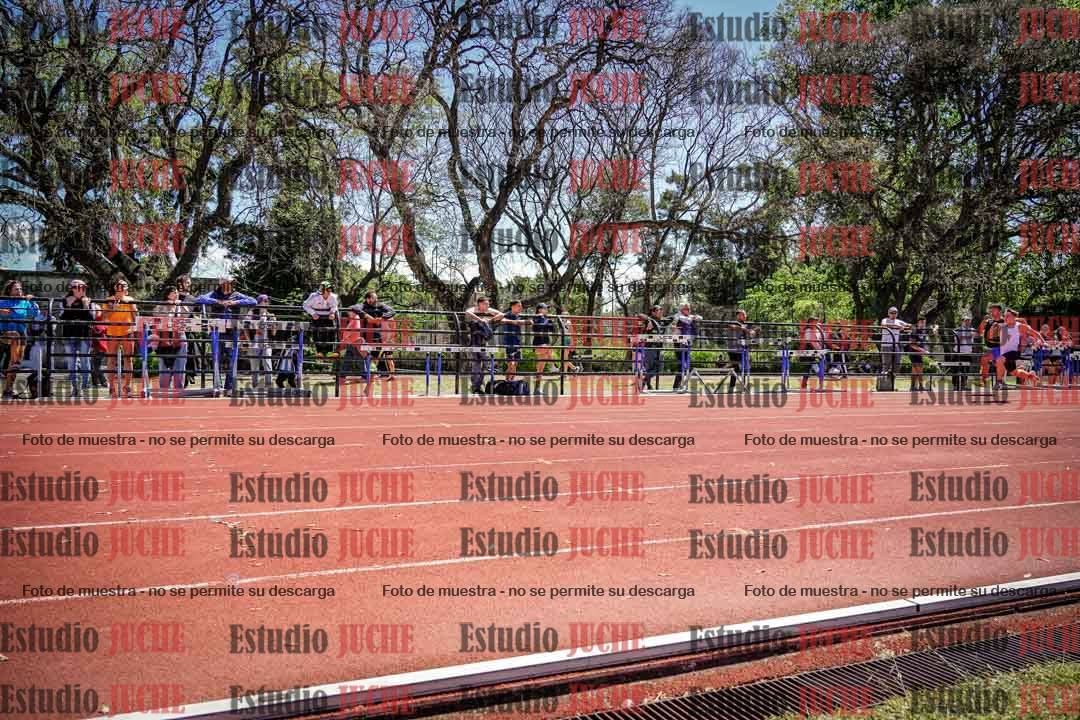 Fotos de los 100 m llanos de varones