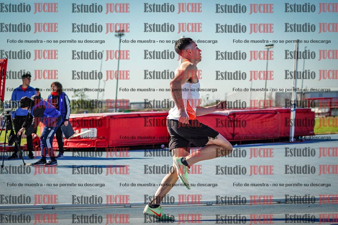 Fotos de los 400 m llanos de varones