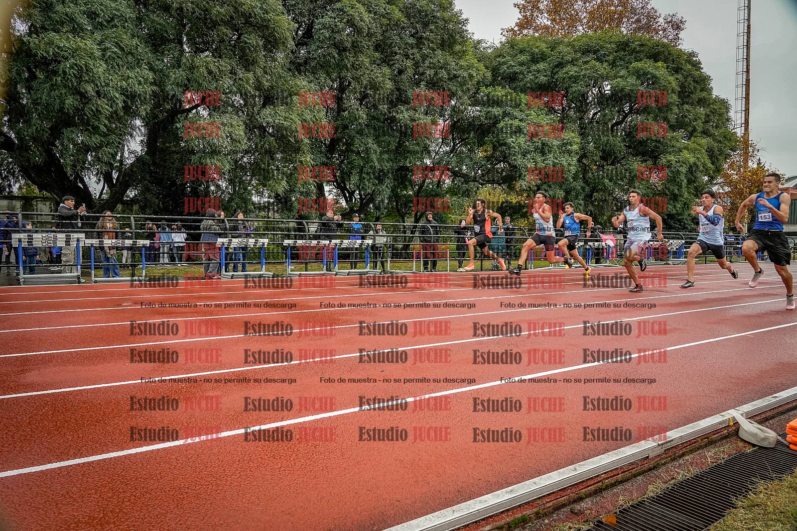 Fotos de los 100 m llanos de varones - decatlón 1